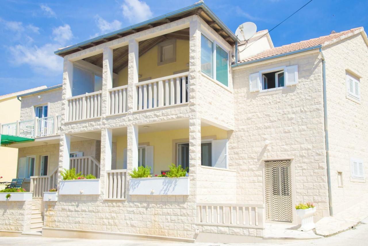 Eni Apartments بول المظهر الخارجي الصورة